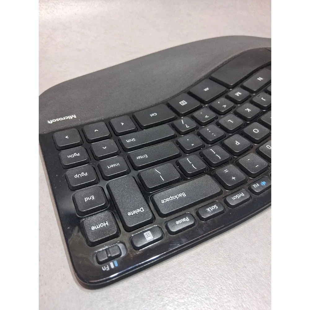 Microsoft Sculpt Ergonomic Wireless Desktop Keyboard, Keypad, Mouse w/USB Dongle